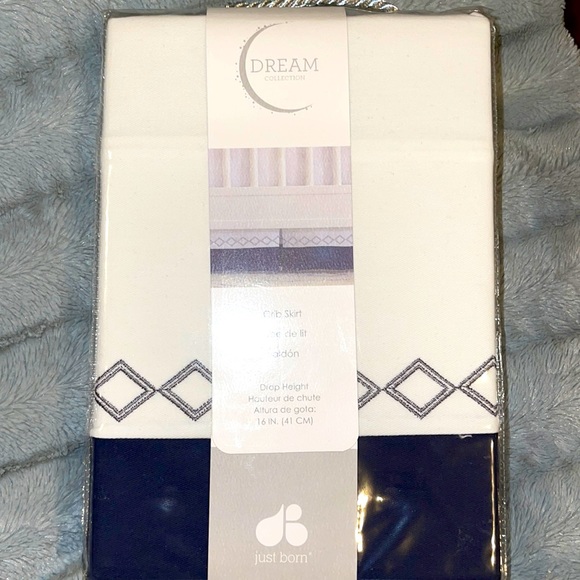 Just Born crib skirt Brand New in original packaging! Navy and White - Picture 1 of 7